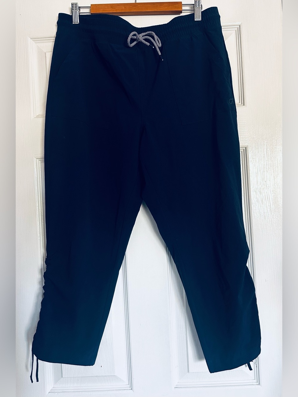 Gap Women Drawstring Jogger Pants in Navy